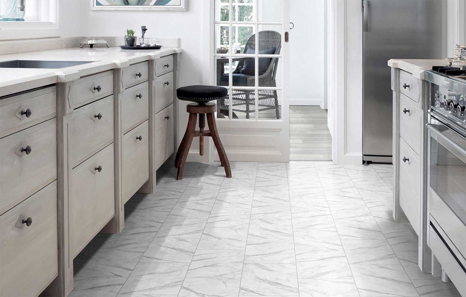 closeup vacuum beater bar