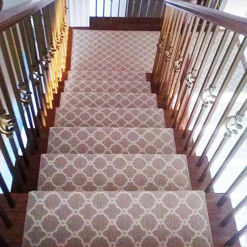 Gray and white gray circular geometric stair carpet